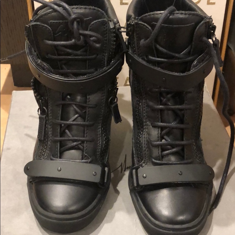 Giuseppe Zanotti Wedges